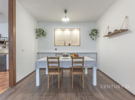 Prodej bytu, 3+kk, 98 m²