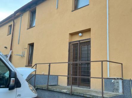 Pronájem obchodní prostor, 45 m²