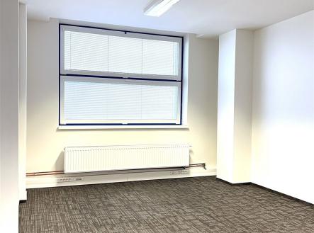 Pronájem kanceláře, 58 m²