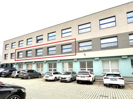 Pronájem kanceláře, 152 m²