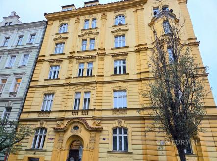 Pronájem bytu, 4+1, 125 m²