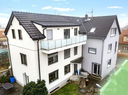 Prodej nájemního domu, 375 m²