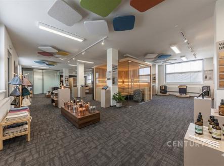 Pronájem kanceláře, 152 m²