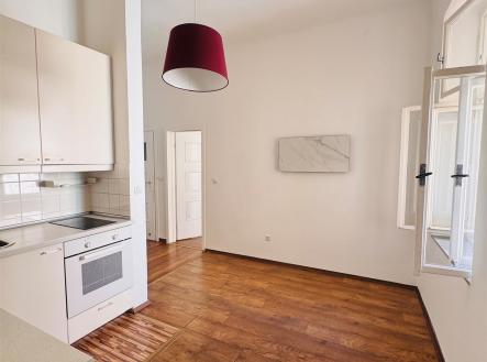 Pronájem bytu, 2+kk, 30 m²