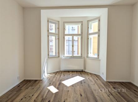 Pronájem bytu, 2+1, 54 m²