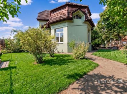 Prodej pozemku pro bydlení, 723 m²