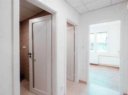 Pronájem bytu, 2+kk, 48 m²