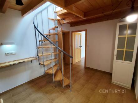 Pronájem bytu, 2+1, 70 m²