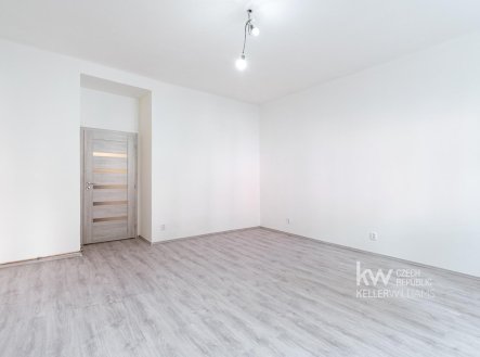 Pronájem bytu, 1+1, 34 m²