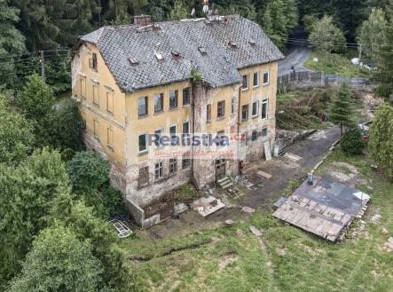 Prodej - nájemní dům, 830 m²