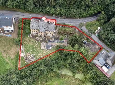 Prodej - nájemní dům, 830 m²