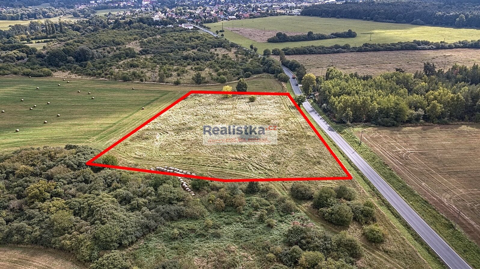 Strategický pozemek 18 000 m² u Plzně – investiční příležitost