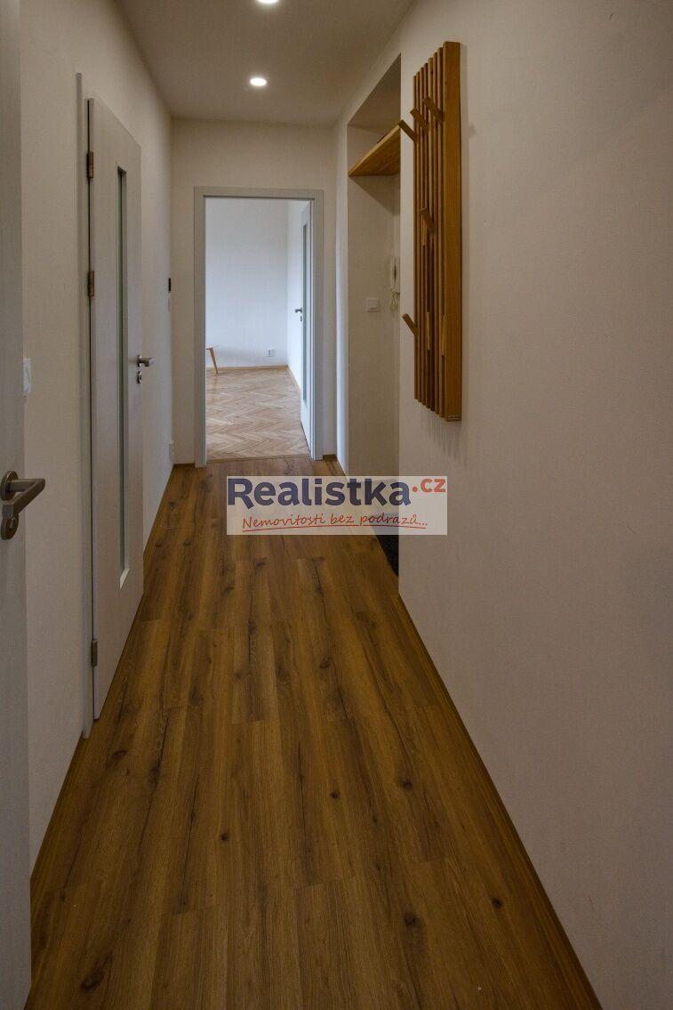 Pronájem zrekonstruovaného bytu 2+1, 51 m², Plzeň – Slovany