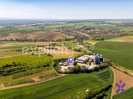 Prodej komerčního objektu, výroba, 1 837 m²