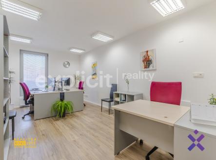 Pronájem obchodní prostor, 199 m²