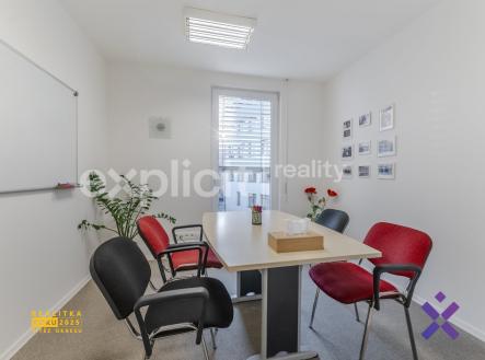 Pronájem obchodní prostor, 199 m²