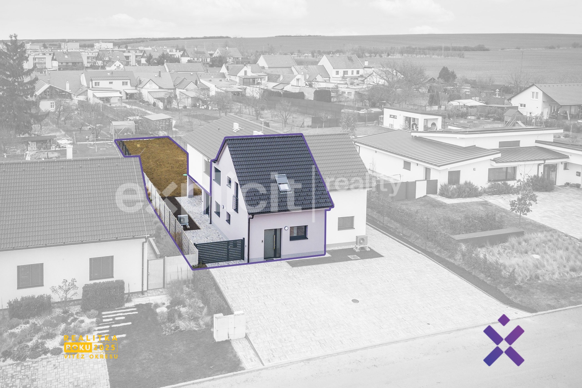 Prodej mezonetoveho bytu 3+kk 95 m² se zahradou 277 m², Ostrozska Nova Ves2