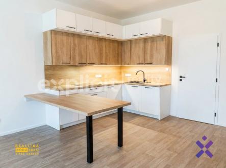 Pronájem bytu, 4+kk, 98 m²