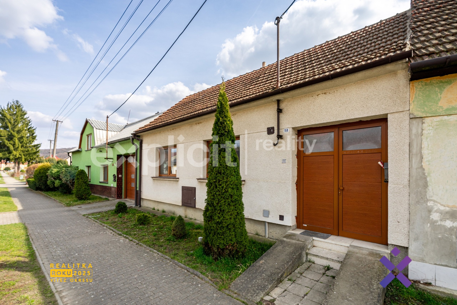 Prodej rodinného domu 2+1 93 m², pozemek 1196 m² - Záhorovice