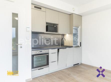 Pronájem bytu, 1+kk, 38 m²