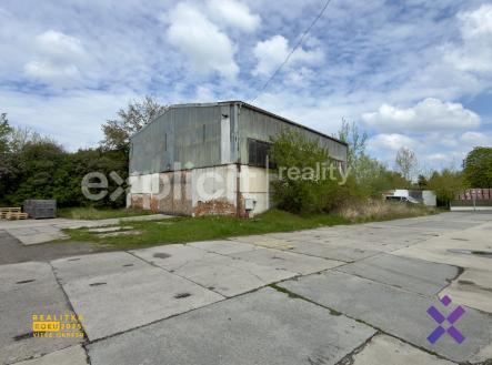 Pronájem komerčního objektu, sklad, 1 044 m²