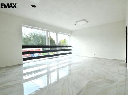 Pronájem kanceláře, 35 m²