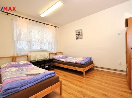 Pronájem kanceláře, 150 m²