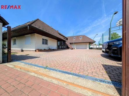 Prodej domu/vily, 950 m²