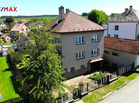 Prodej - dům/vila, 233 m²