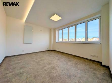 Pronájem kanceláře, 30 m²