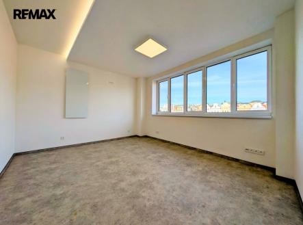 Pronájem kanceláře, 30 m²