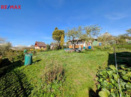 Pronájem - pozemek, zahrada, 298 m²