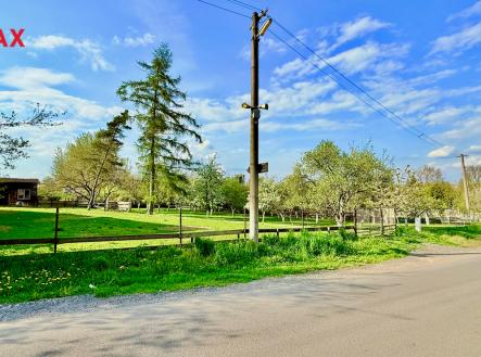 Prodej pozemku pro bydlení, 1 748 m²