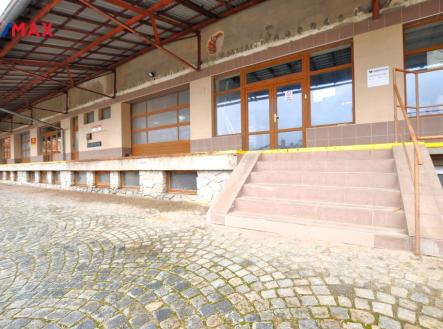 Pronájem skladovací prostor, 80 m²