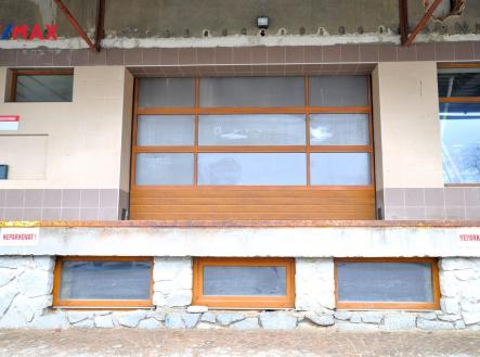 Pronájem skladovací prostor, 80 m²