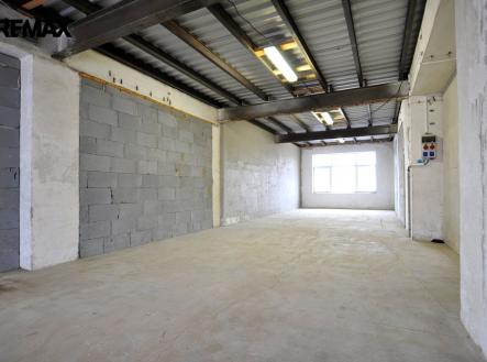 Pronájem skladovací prostor, 80 m²