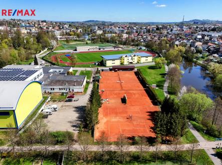 Prodej - pozemek pro komerční výstavbu, 2 518 m²
