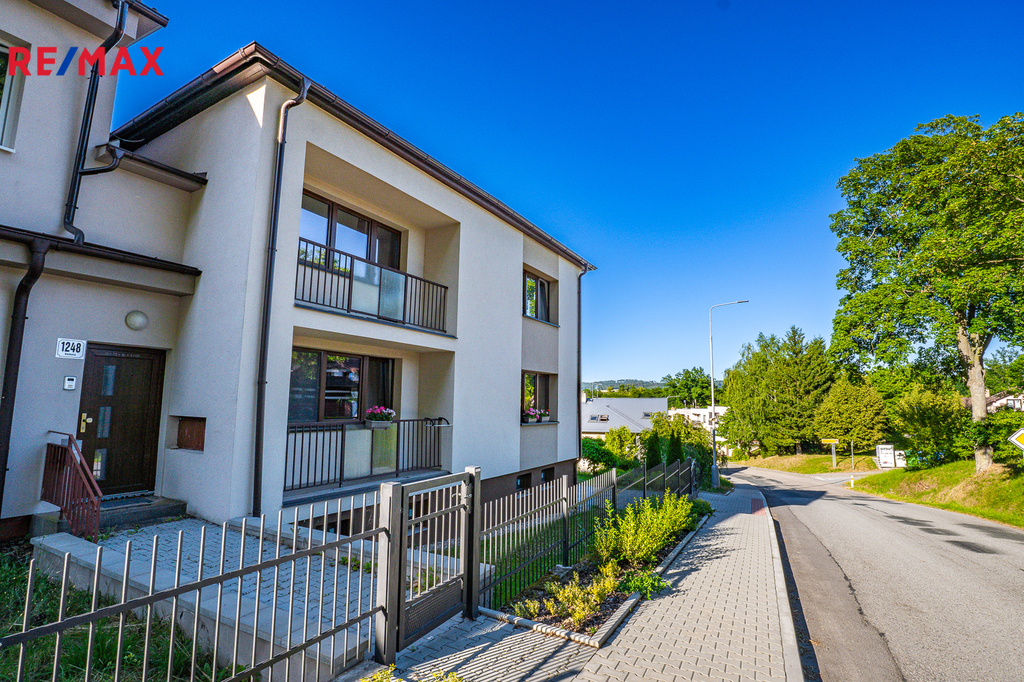 vstup do rodinného domu ...