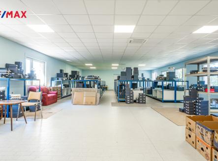 Prodej výrobní prostor, 880 m²