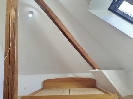 Pronájem bytu, 2+kk, 79 m²