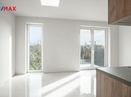 Pronájem bytu, 1+kk, 34 m²