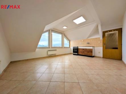 Pronájem bytu, 2+kk, 50 m²