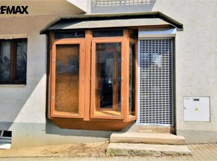 Pronájem obchodní prostor, 33 m²