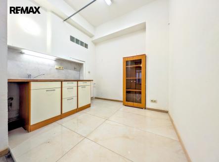 Pronájem obchodní prostor, 33 m²