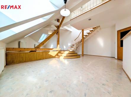 Pronájem bytu, 3+kk, 103 m²