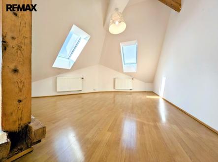 Pronájem bytu, 3+kk, 103 m²