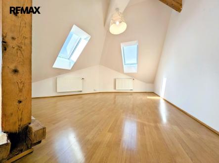 Pronájem bytu, 3+kk, 103 m²