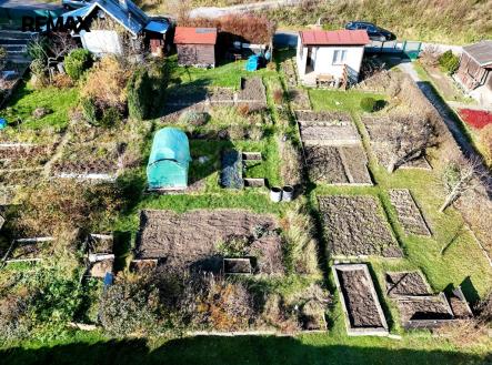 Pronájem pozemku, zahrada, 247 m²