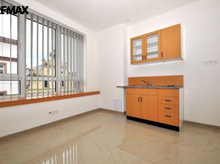 Pronájem bytu, 2+kk, 25 m²