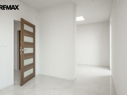 Pronájem bytu, 2+kk, 68 m²